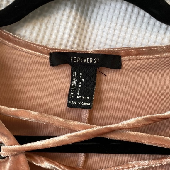 Velvet Dress - Picture 5 of 6